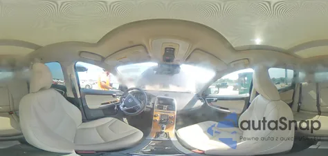 2017 Volvo Xc60 T5 Inscription из США, поврежденный, VIN YV440MDU5H2156506